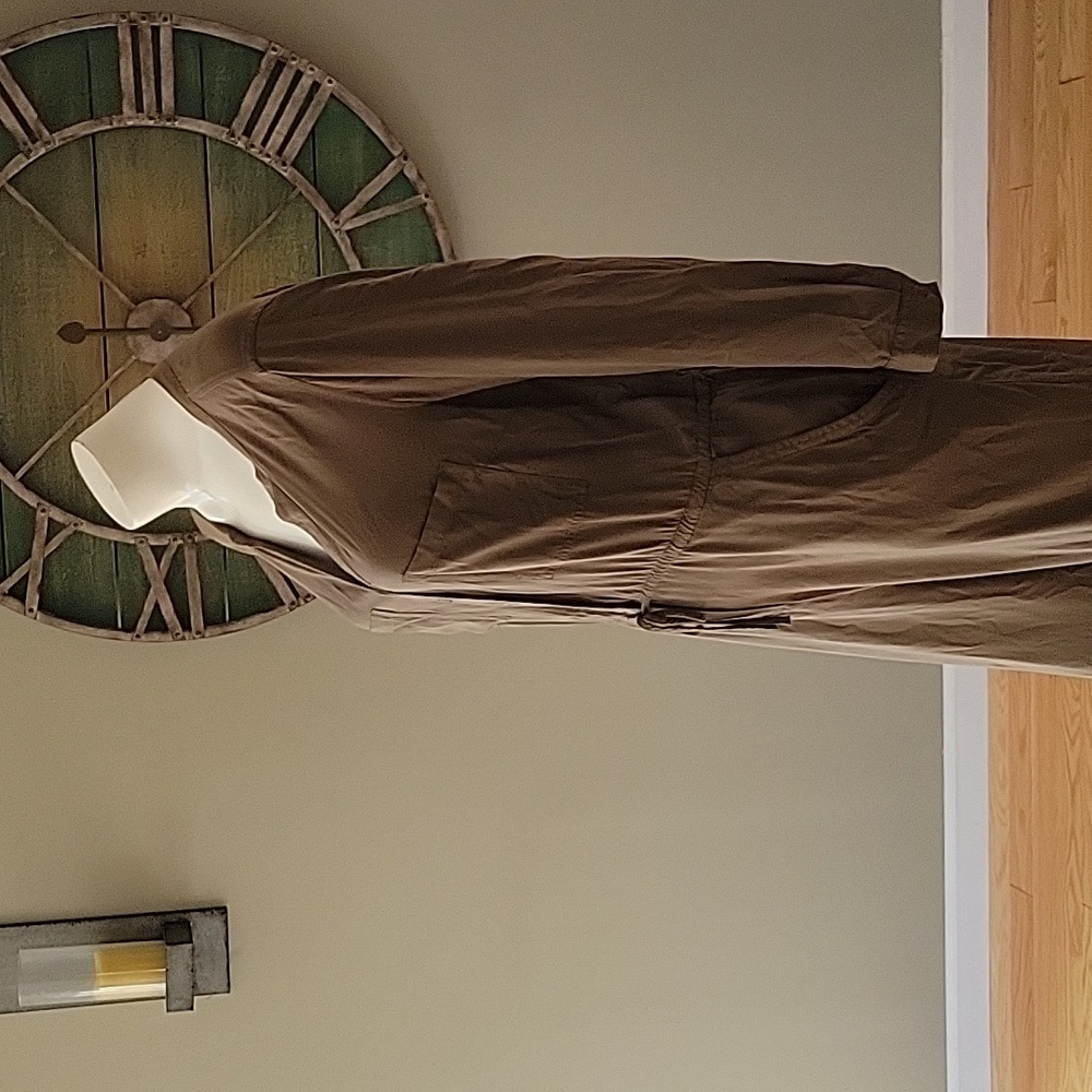 Old Navy Long Sleeve Surplice Utility Jumpsuit - Picture 5 of 16